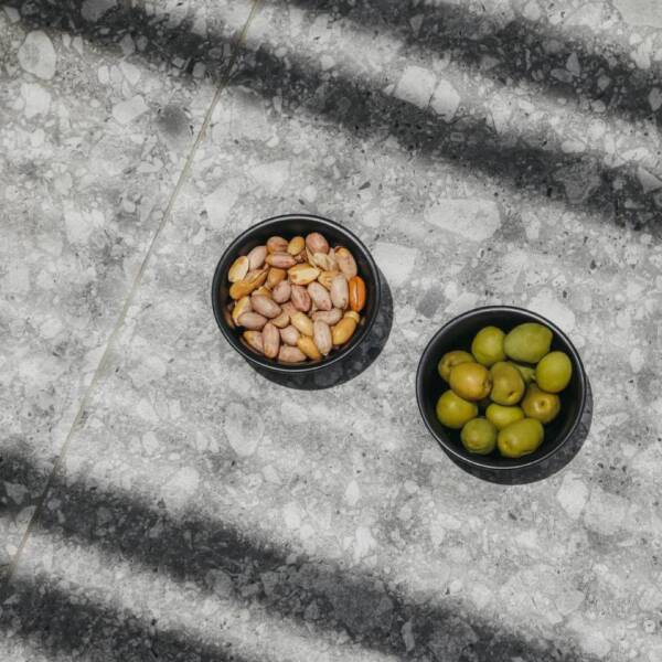 Olives, Nuts & Chips