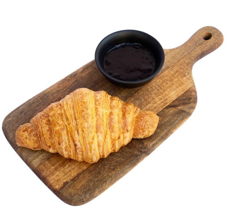 Plain croissant with jam